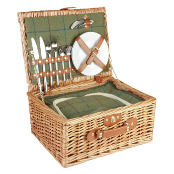 Personalised Two Person Traditional Picnic Hamper, 2 of 10