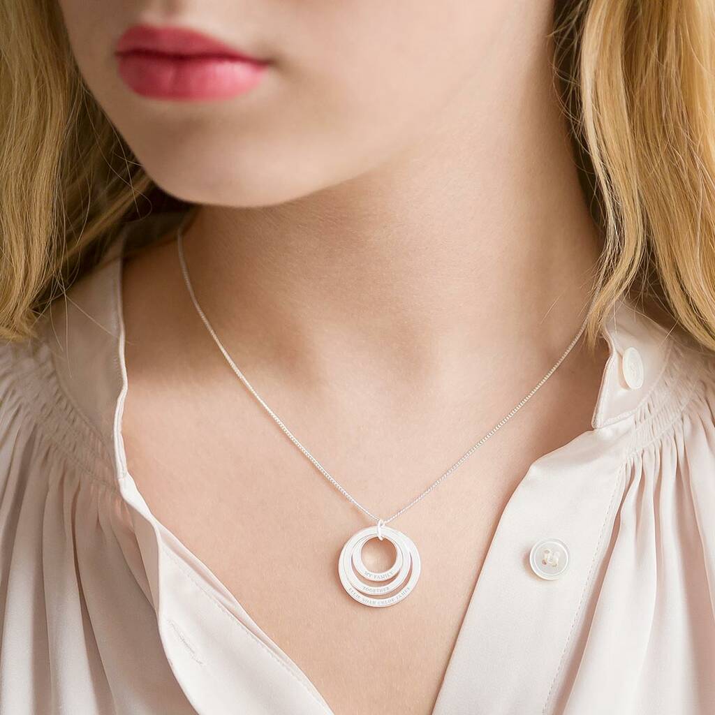 Adjustable Necklace with Blue Ring Pendant - Silver | APM Monaco
