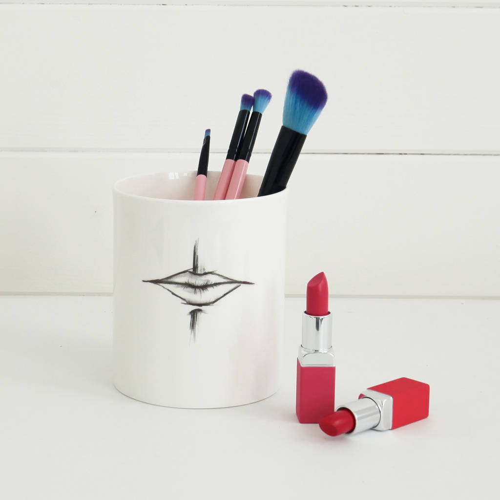 x large 'pout' make up brush pot by equipp