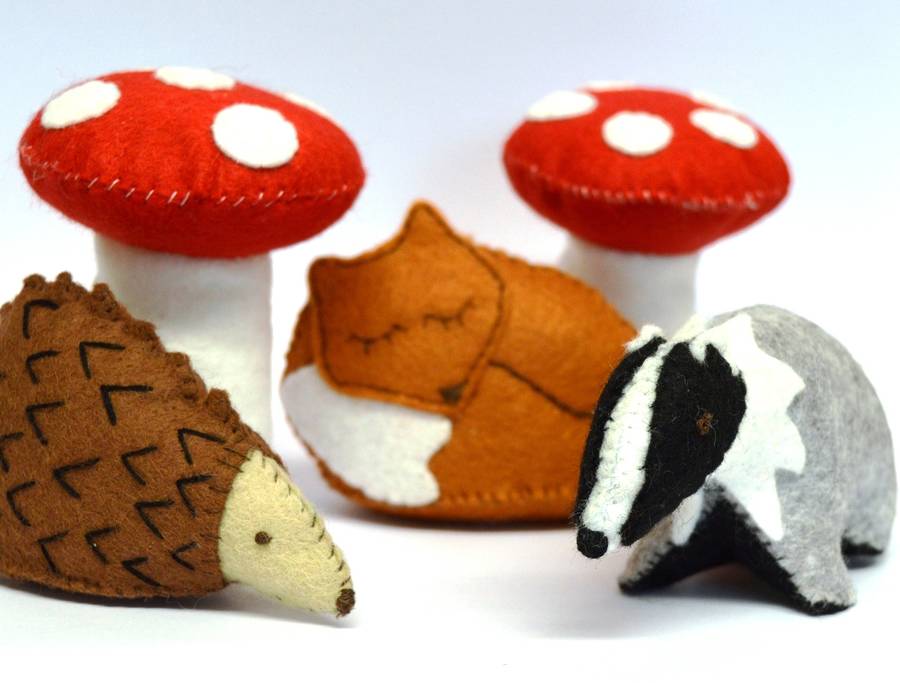 Woodland Scene Felt Craft Kit By Corinne Lapierre