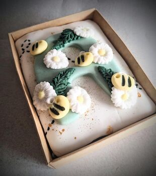 Bumblebee Letter Biscuit Gift Box, 2 of 5