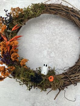 Small Halloween Wreath With Dried Flowers, 4 of 4