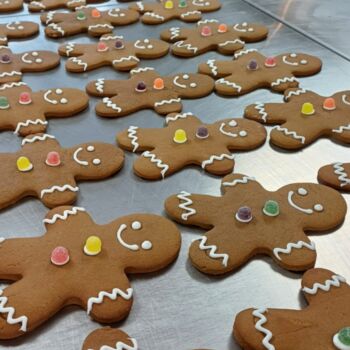 24 Day Festive Advent Calendar – Bite Size Bakes And Christmas Treats, 4 of 5