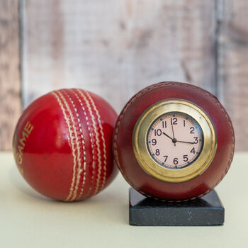Vintage Cricket Ball Clock, 2 of 3