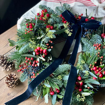 Christmas Berry And Foliage Wreath, 6 of 12
