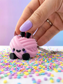 Articulated Wool Yarn Ball Clicker Fidget Keychain, 5 of 5