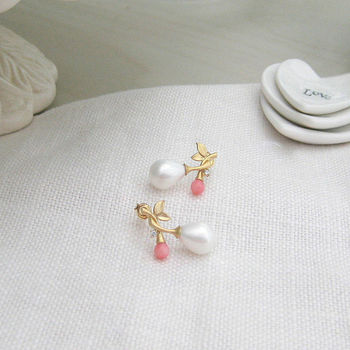Tayma Pearl Earrings, 3 of 5