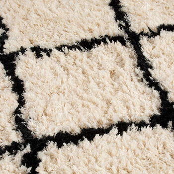 Braemar Argyle Cream And Black Cross Shaggy Rug, 3 of 5