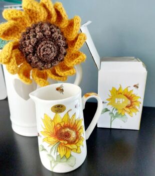 Bee Tanical Sunflower Jug, 3 of 4