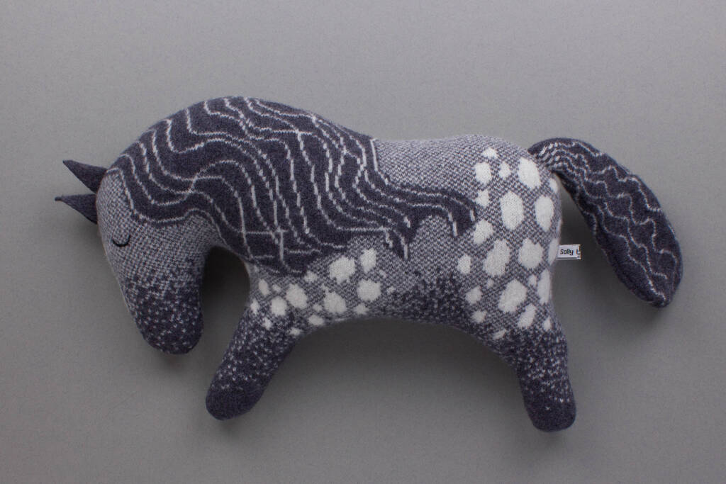 Lambswool Horse, 1 of 6
