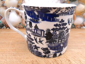 Set Of Six Palace Mugs In Blue Willow Design, 8 of 9