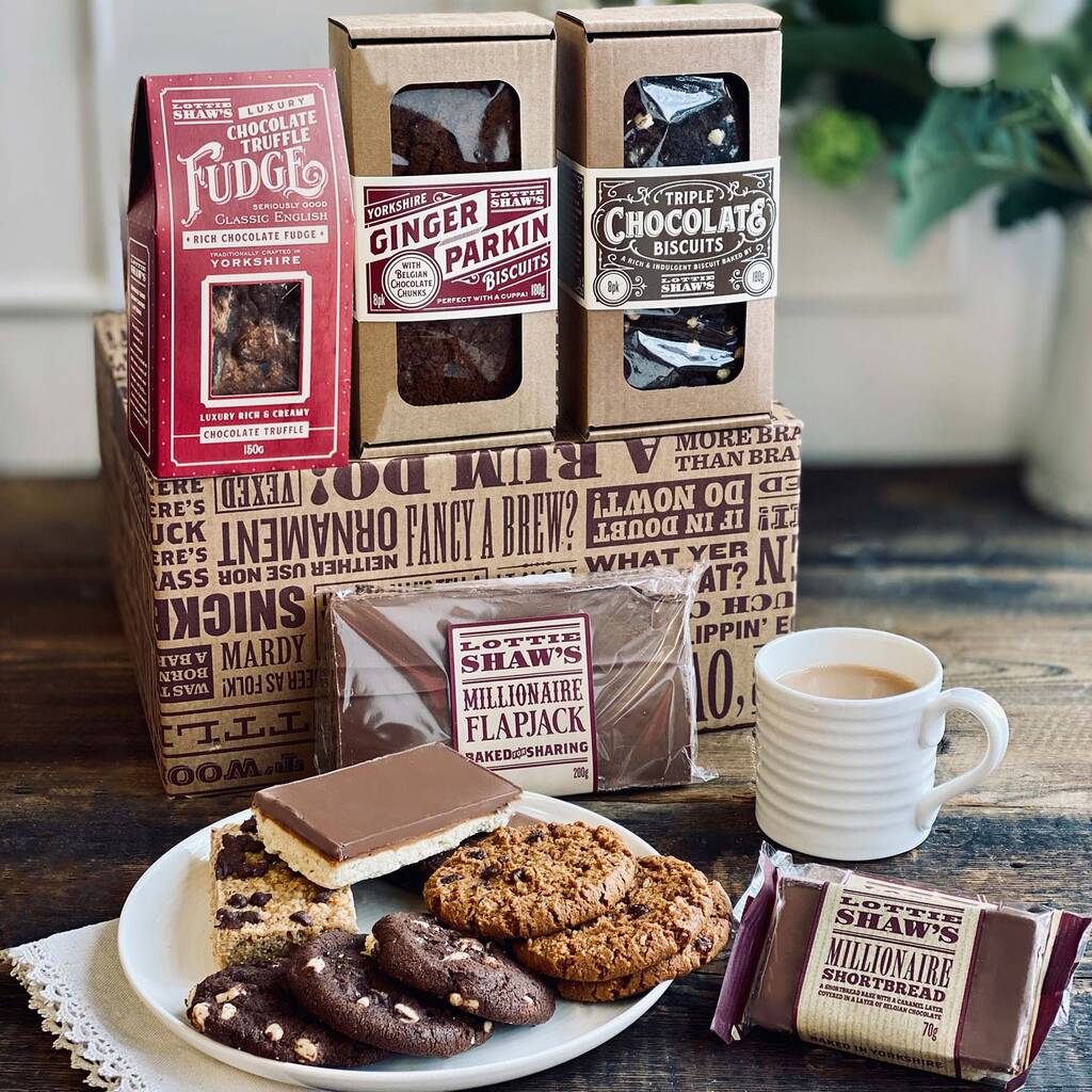 Mother's Day Chocoholics Hamper By LOTTIE SHAW'S