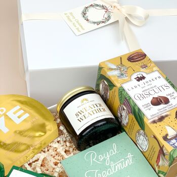 Enjoy The Magic Relaxing Pamper Christmas Gift Box, 2 of 6