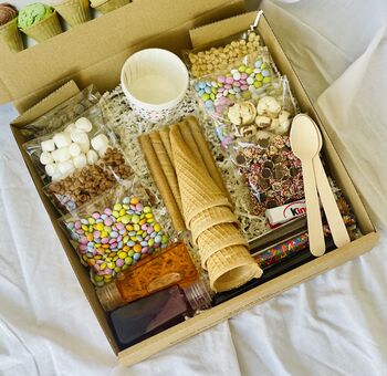 Deluxe Ice Cream Sundae Make Your Own Kit, 4 of 10