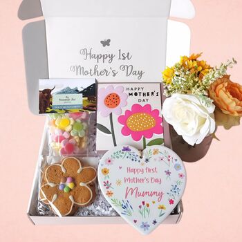 Happy First Mother's Day Flower Gift Set, 2 of 12