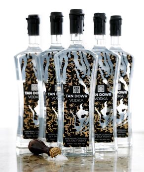 Tan Dowr Premium Cornish Sea Salt Vodka 70cl, 4 of 4