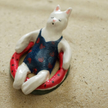Ceramic Sunbathing Cat Melon, 2 of 4