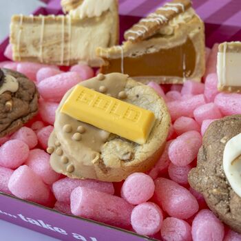 The Biscuit Deluxe Cookie And Cookie Pie Gift Box, 4 of 12