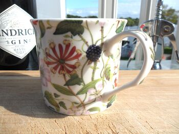 Set Of Six China Palace Mugs In Hedgerow Design, 5 of 8
