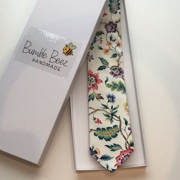 Liberty Tie/Pocket Square/Cuff Link In Eva Belle, 2 of 8