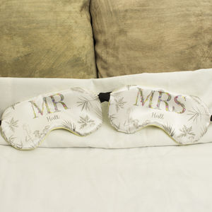 Mud pie mr 2024 and mrs pillow