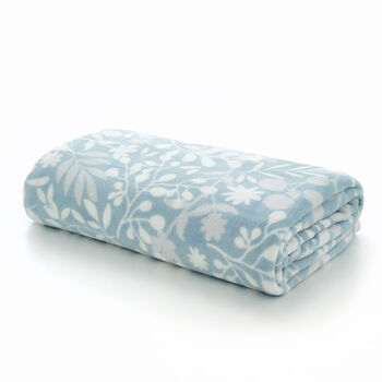 Cozy Mables Garden Leaves Supersoft Comfort Throw, 3 of 4