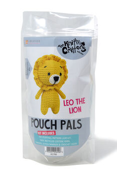 Pouch Pals Leo The Lion Crochet Kit, 2 of 3