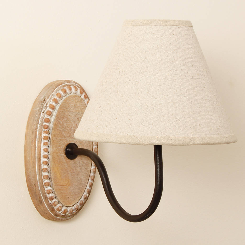Modern Country Wall Lamp With Shade By Dibor