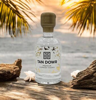 Tan Dowr Premium Cornish Classic Vodka 5cl Miniature, 5 of 5