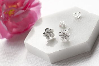 Plumeria Flower Sterling Silver Stud Earrings Cz Centre, 10 of 10