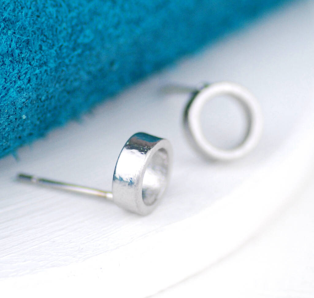 Circle Spacer Stud Earrings By Penelopetom