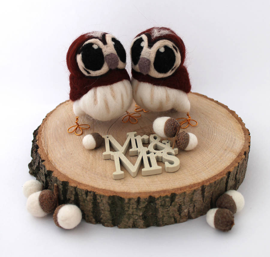 needle felted owl  wedding  cake  topper  by feltmeupdesigns 