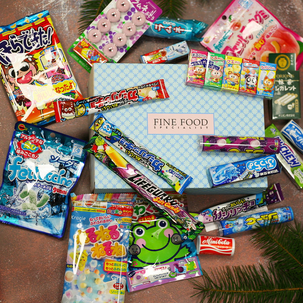 japanese candy hamper, 21 pieces by fine food specialist