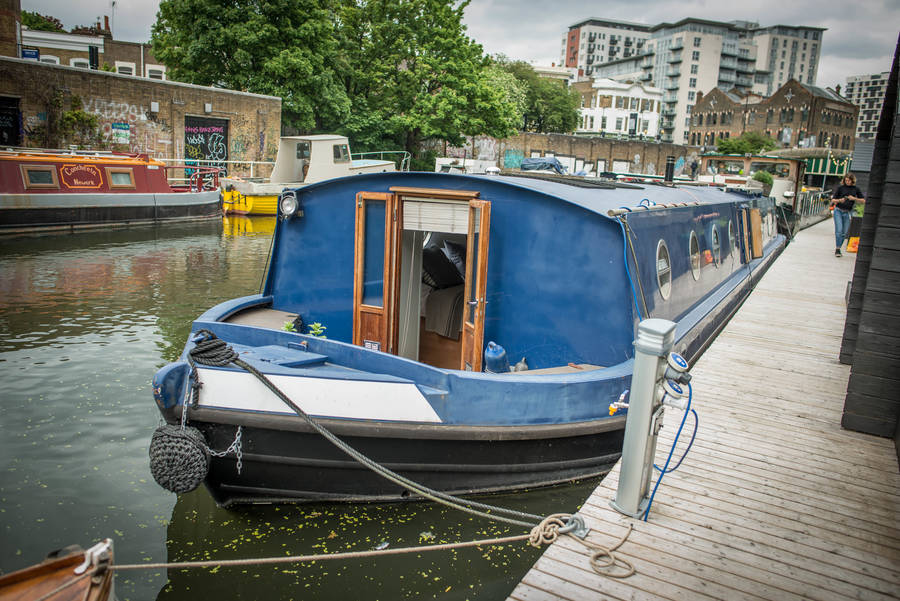 East London Canal Boat Overnight Stay For Four By The Indytute