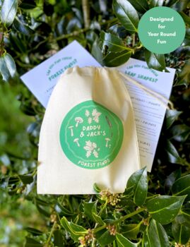 Personalised Daddy And Me Forest Finds Kit With Bag And Scavenger Hunt, 2 of 8