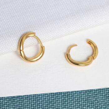 Classic Gold 10mm Wavy Huggie Hoop Earrings, 3 of 8