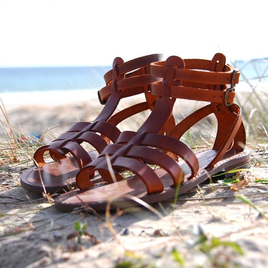gladiator sandals style