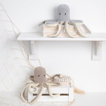 Aria The Octopus Intermediate Crochet Kit, 2 of 9