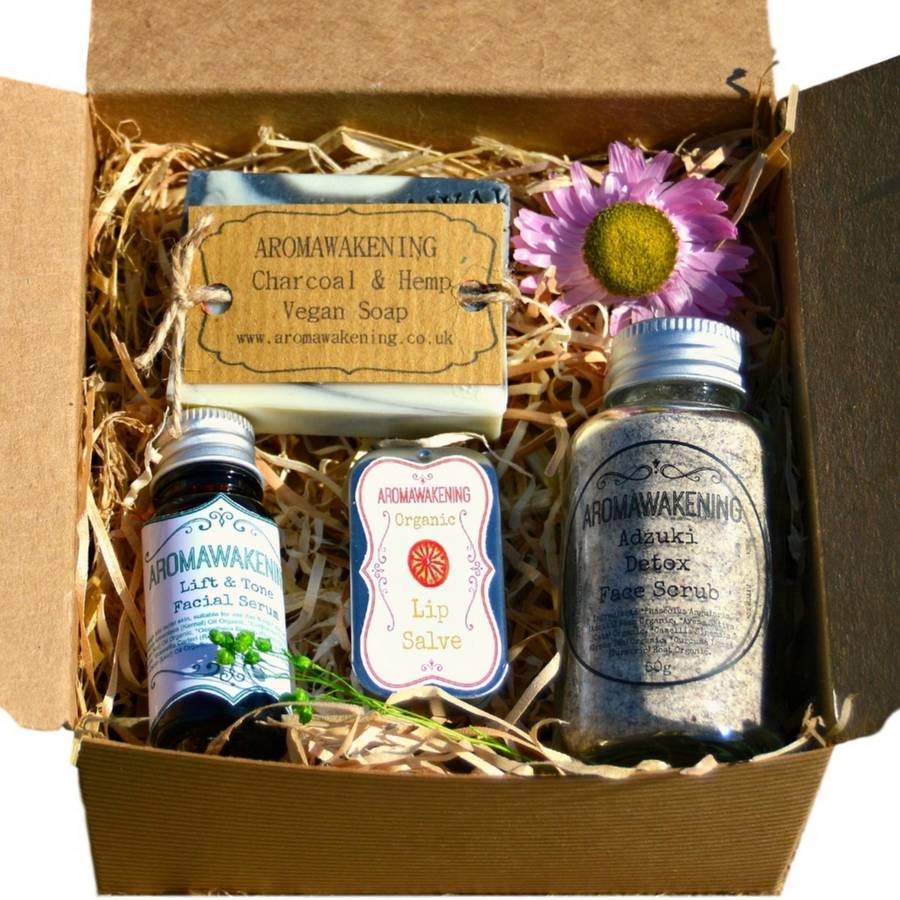 Organic Skincare Customize Gift Set By Aromawakening