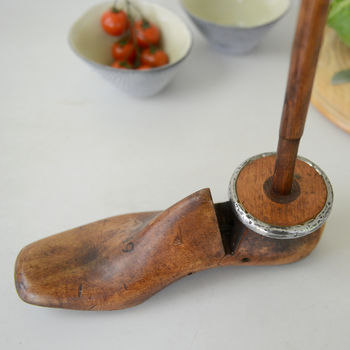 Vintage Shoe Last Kitchen Roll Holder, 3 of 4