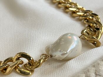 'Maharlika' Noble Baroque Pendant Necklace, 3 of 12