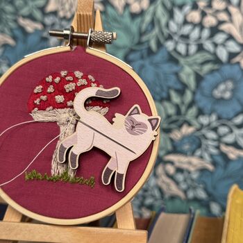 Siamese Cat Needle Minder, 2 of 5