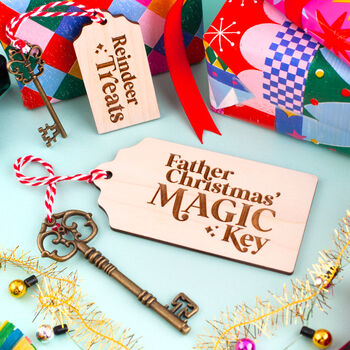 Father Christmas' Magic Key, 2 of 4