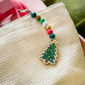 Make Your Own Christmas Tree Keyring, 2 of 5
