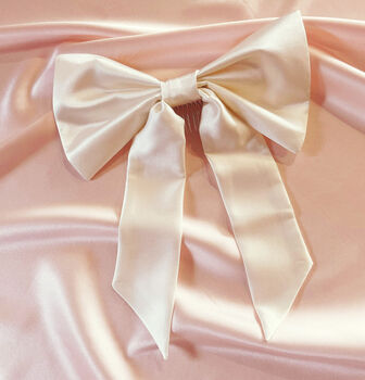 Hallie Bridal Silk Hair Bow, 3 of 12