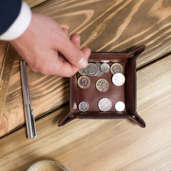 Personalised Vintage Leather Coin Tray Desk Tidy, 2 of 5