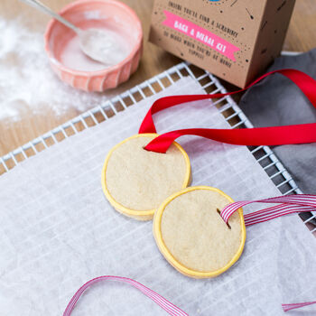 Biscuit Medal Baking Party Bag, 4 of 6