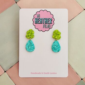 Splat Drop Glitter Resin Statement Earrings / Artist Statement Jewellery Pop Art Inspired Gift / Retro Nickelodeon Vibes / Abstract Drop Jewellery Bold Colourful Statement / Art Teacher Gift Creative Sparkle Accessory, 6 of 10