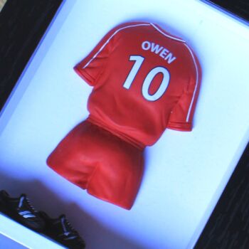 Football Legend KitBox: Michael Owen: Liverpool, 2 of 6