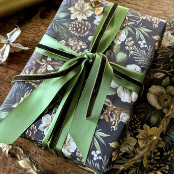 Winter Deer And Floral Black And Gold Christmas Gift Wrap Paper 3m Fsc, 2 of 6